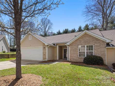 324 Wiltshire Circle Fletcher NC 28732