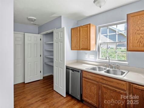 324 Wiltshire Circle Fletcher NC 28732