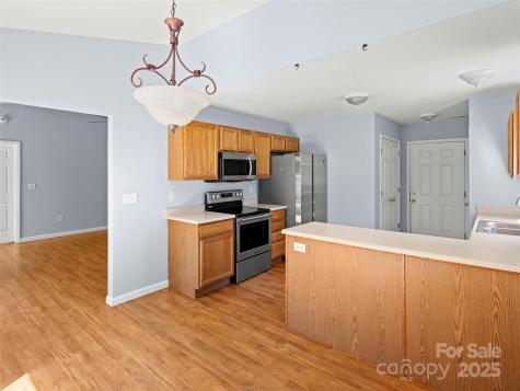 324 Wiltshire Circle Fletcher NC 28732