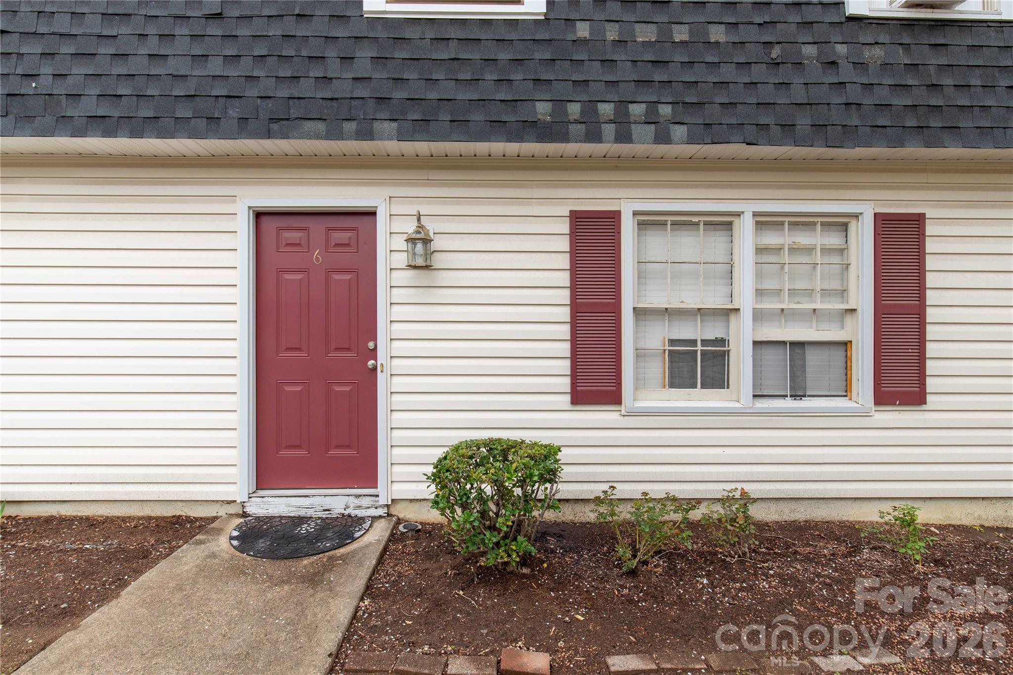 2222 Yorkhills Drive Charlotte NC 28217
