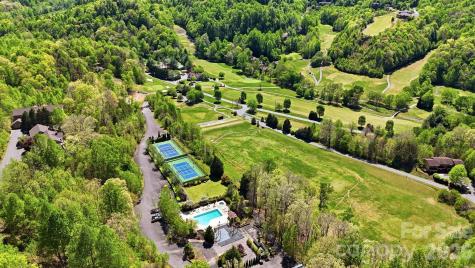 24 Pine Bluff Lane Whittier NC 28789