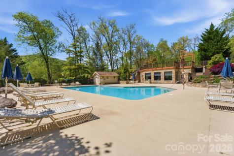 24 Pine Bluff Lane Whittier NC 28789