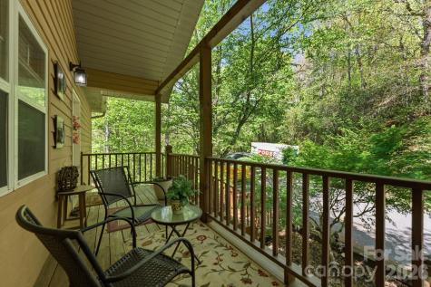 24 Pine Bluff Lane Whittier NC 28789