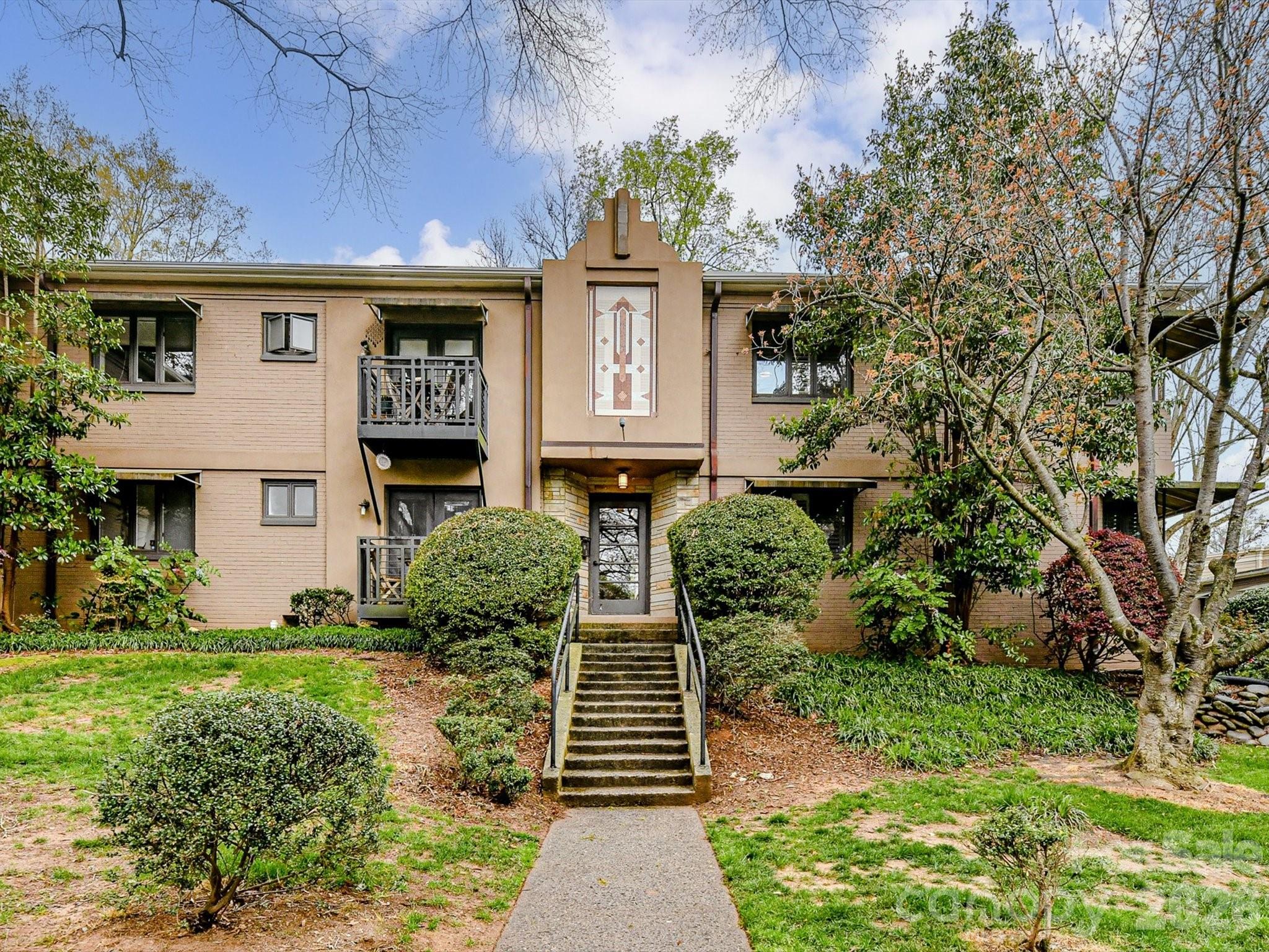 217 N Dotger Avenue Charlotte NC 28207