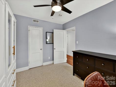 217 N Dotger Avenue Charlotte NC 28207