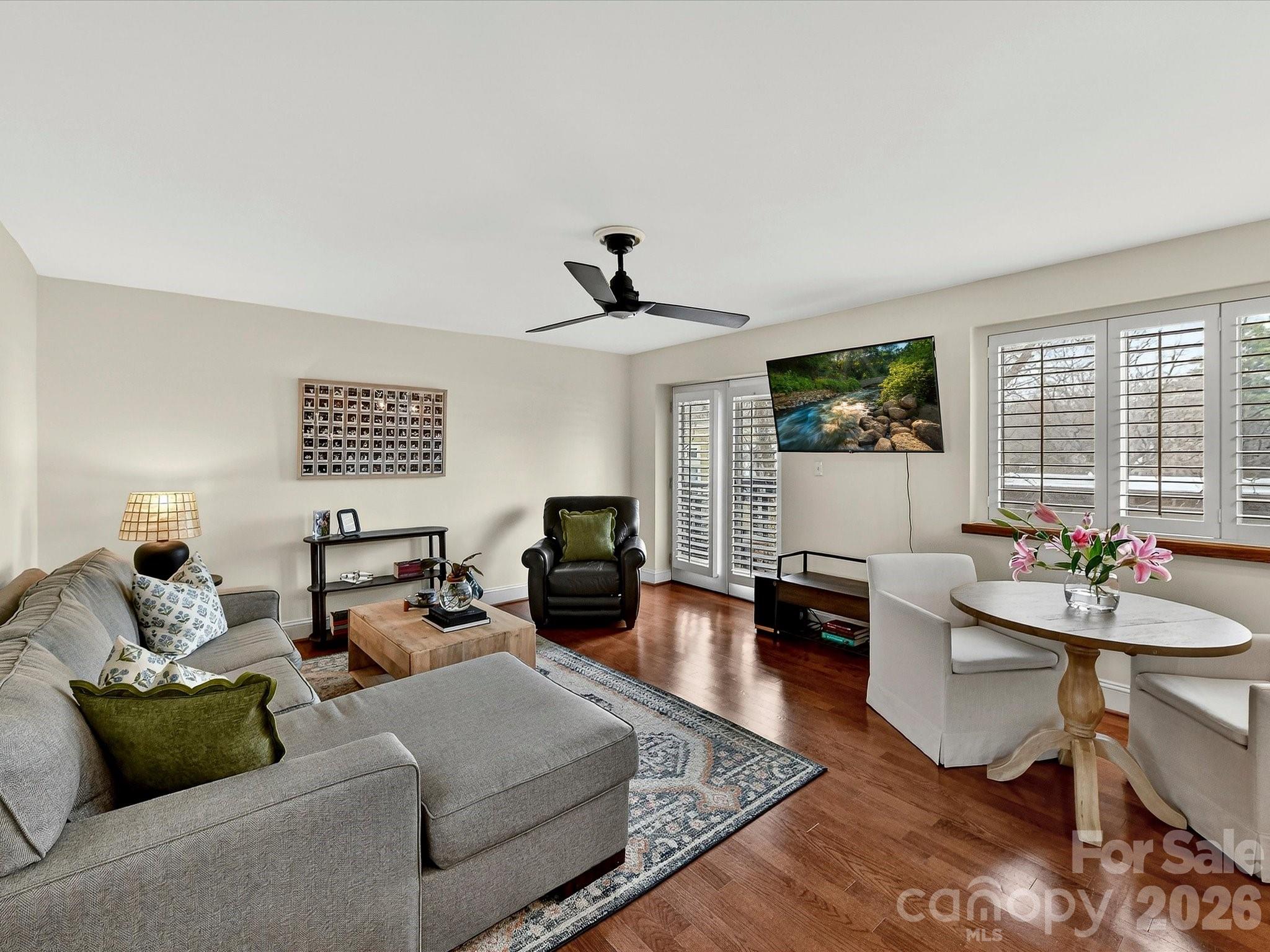 217 N Dotger Avenue Charlotte NC 28207