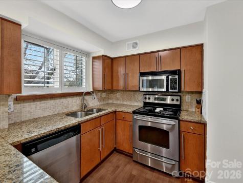 217 N Dotger Avenue Charlotte NC 28207