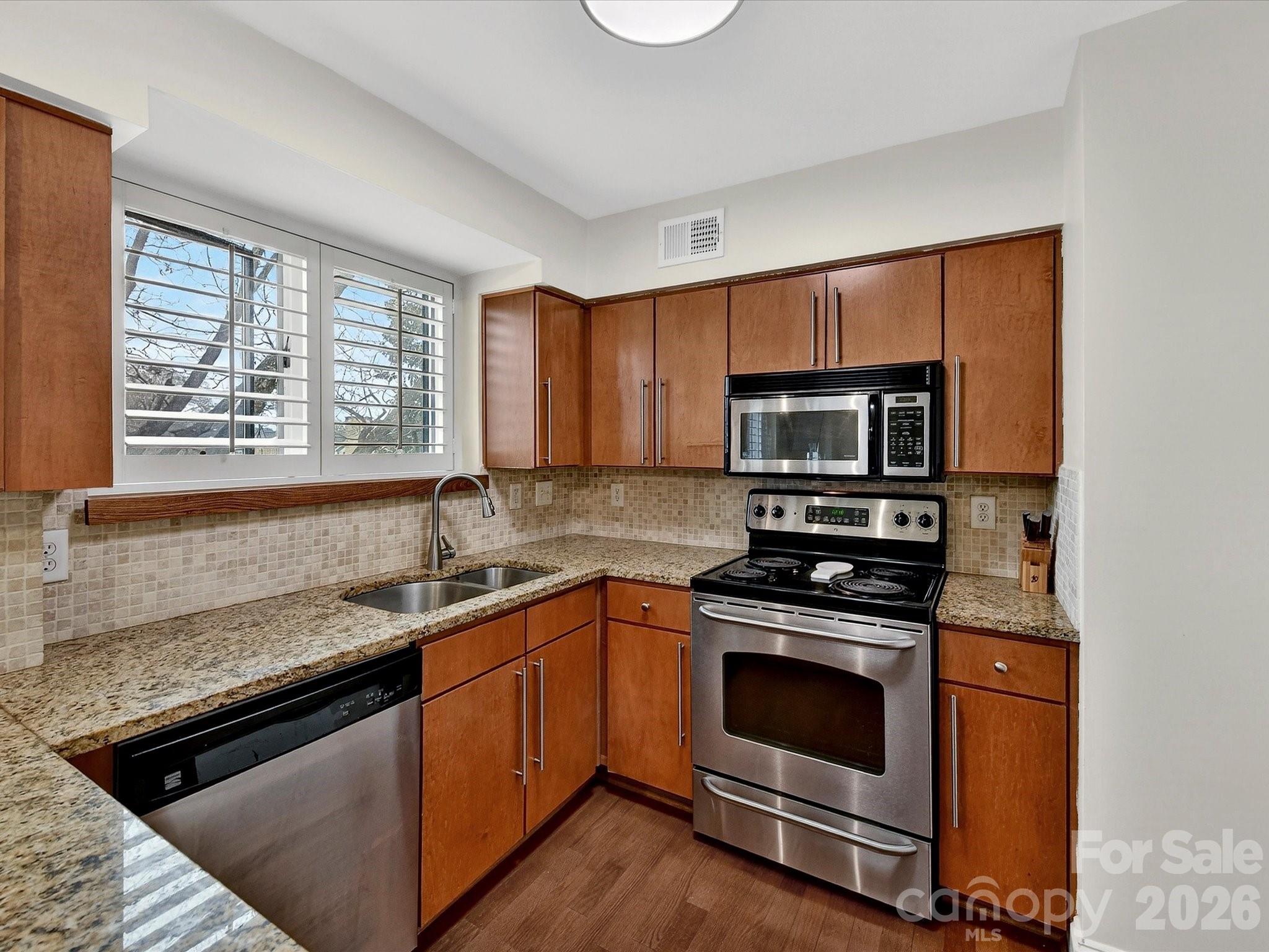 217 N Dotger Avenue Charlotte NC 28207