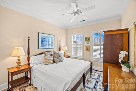 2994 Selwyn Avenue Charlotte NC 28209