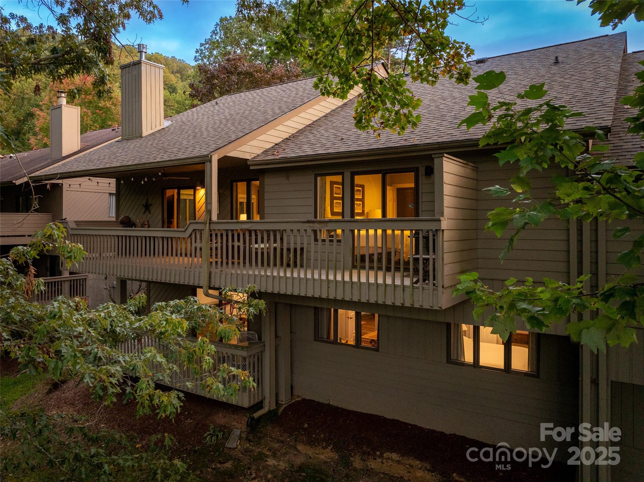 1302 Timber Trail Asheville NC 28804