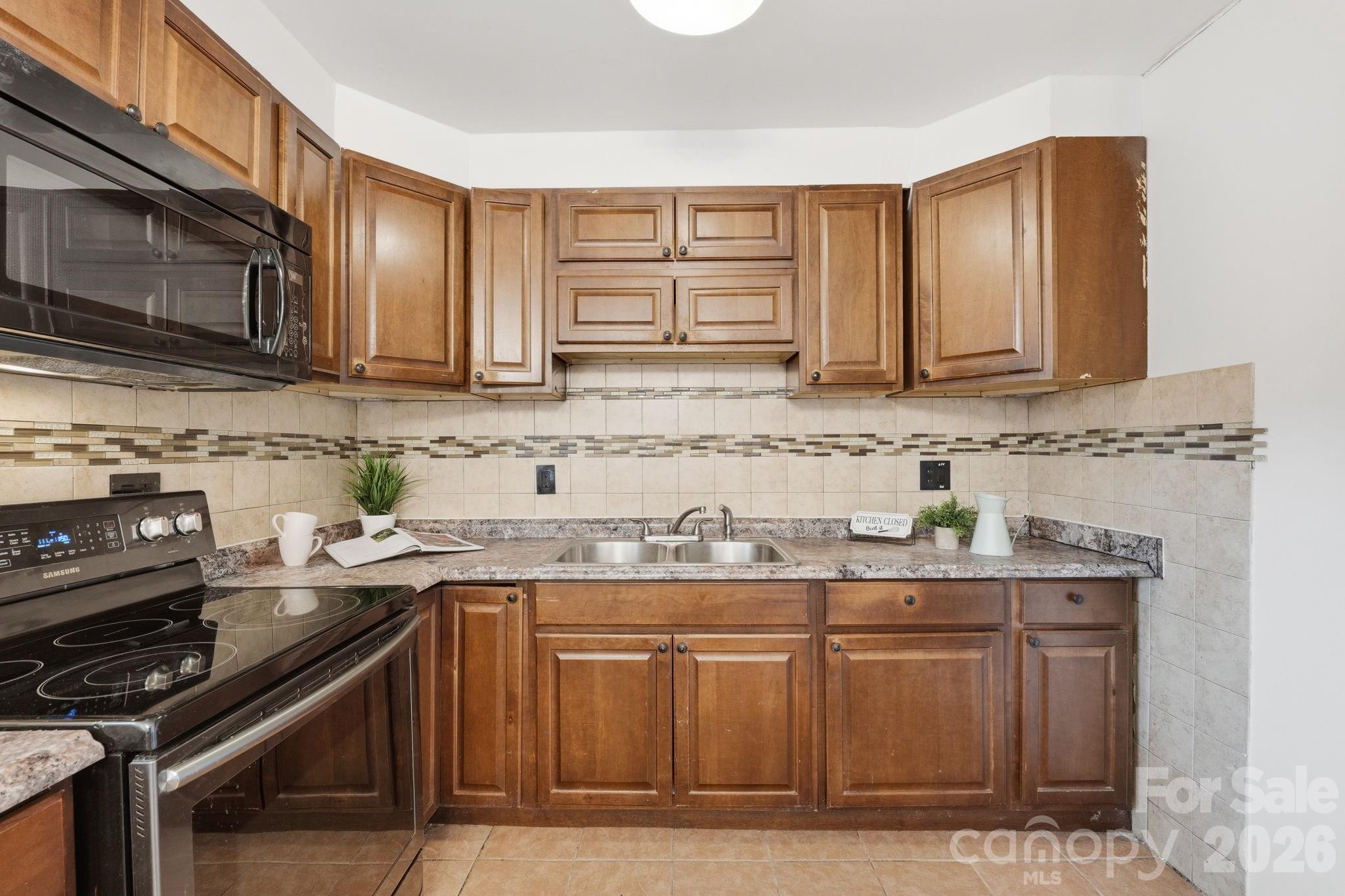 2220 Yorkhills Drive Charlotte NC 28217