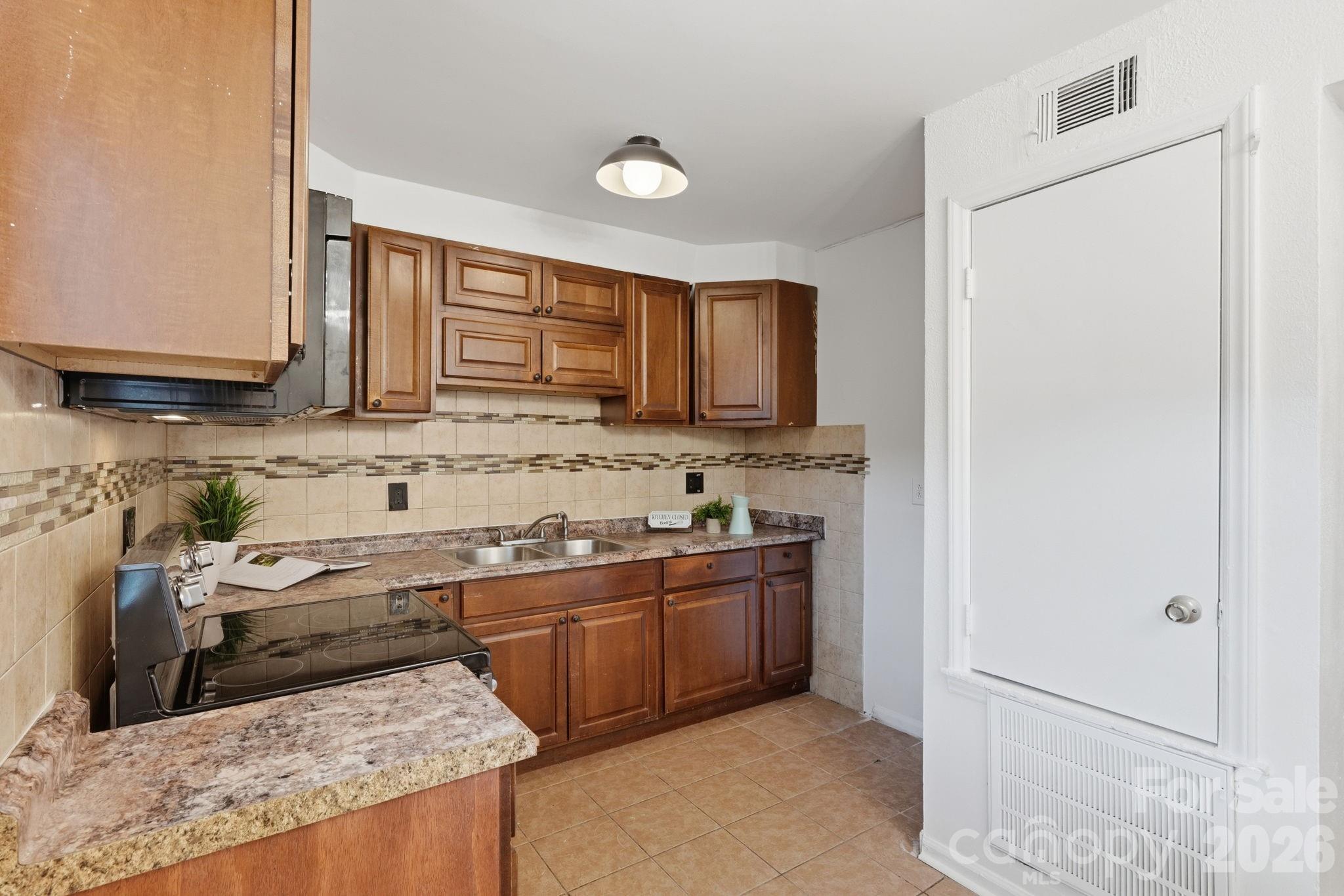 2220 Yorkhills Drive Charlotte NC 28217