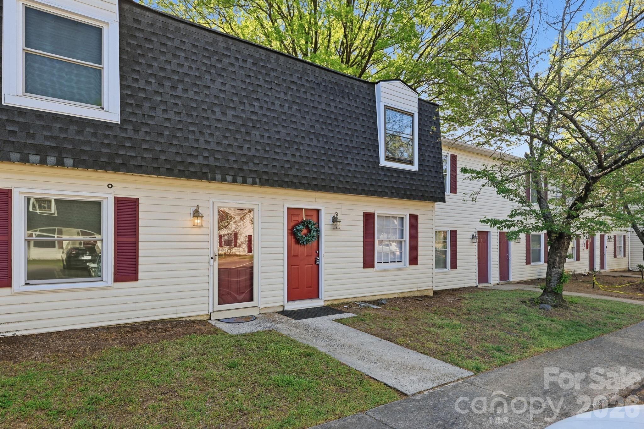 2220 Yorkhills Drive Charlotte NC 28217