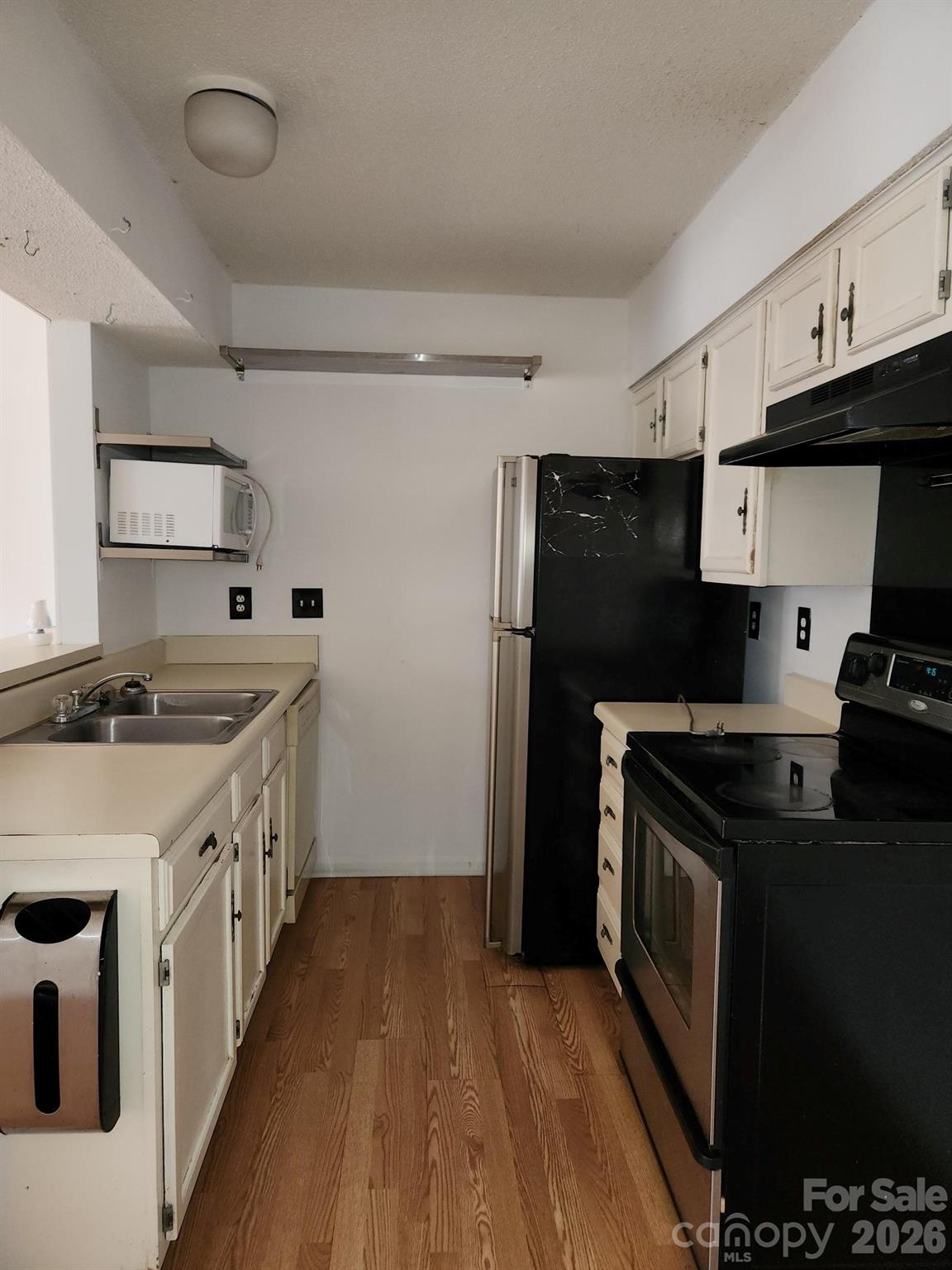 9607-G Vinca Circle Charlotte NC 28213