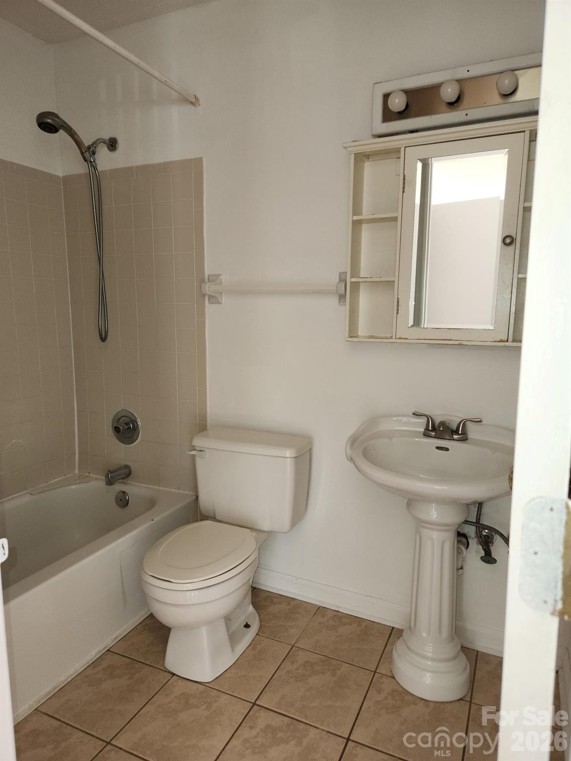 9607-G Vinca Circle Charlotte NC 28213