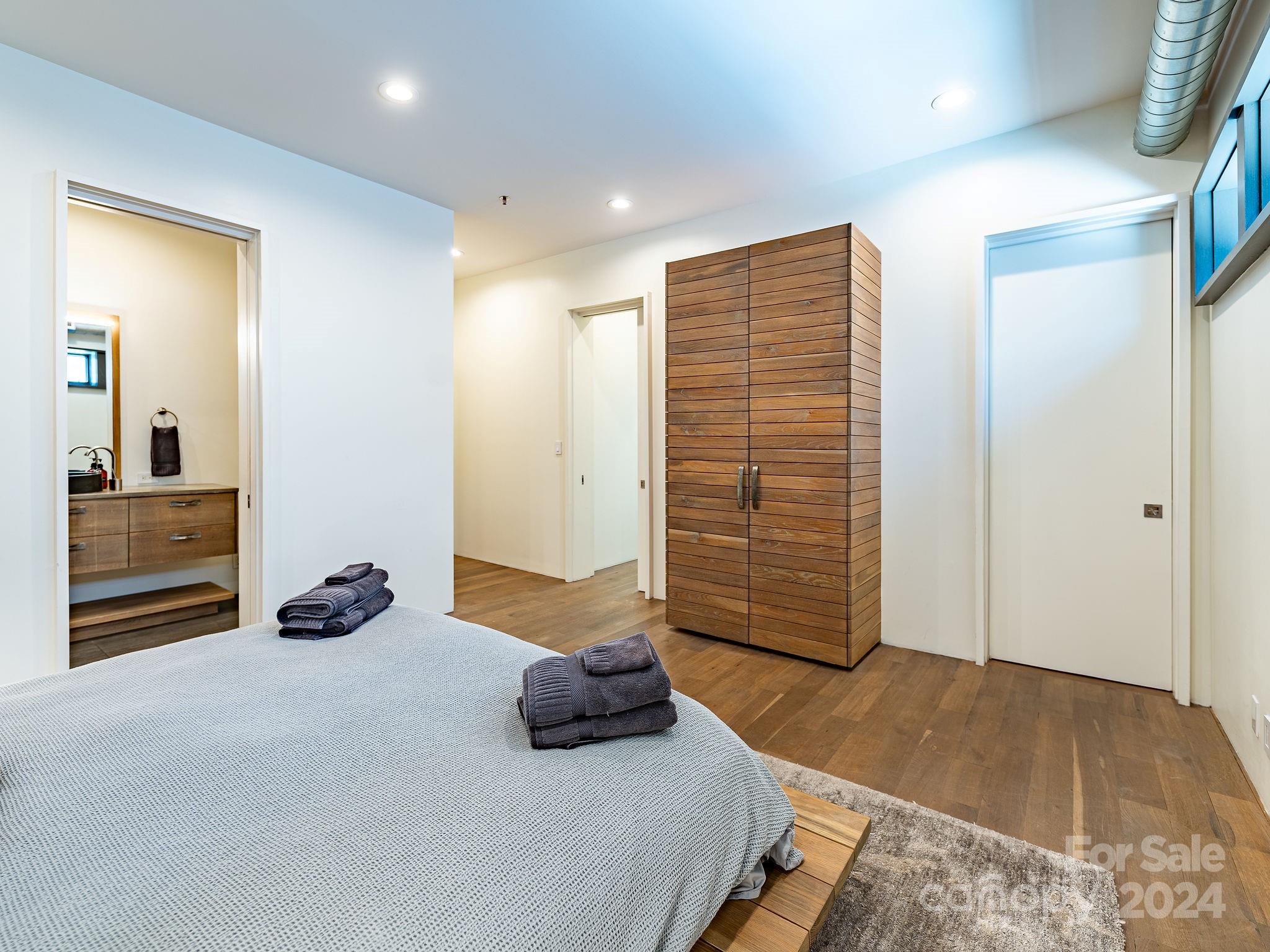 53-C College Street Asheville NC 28801