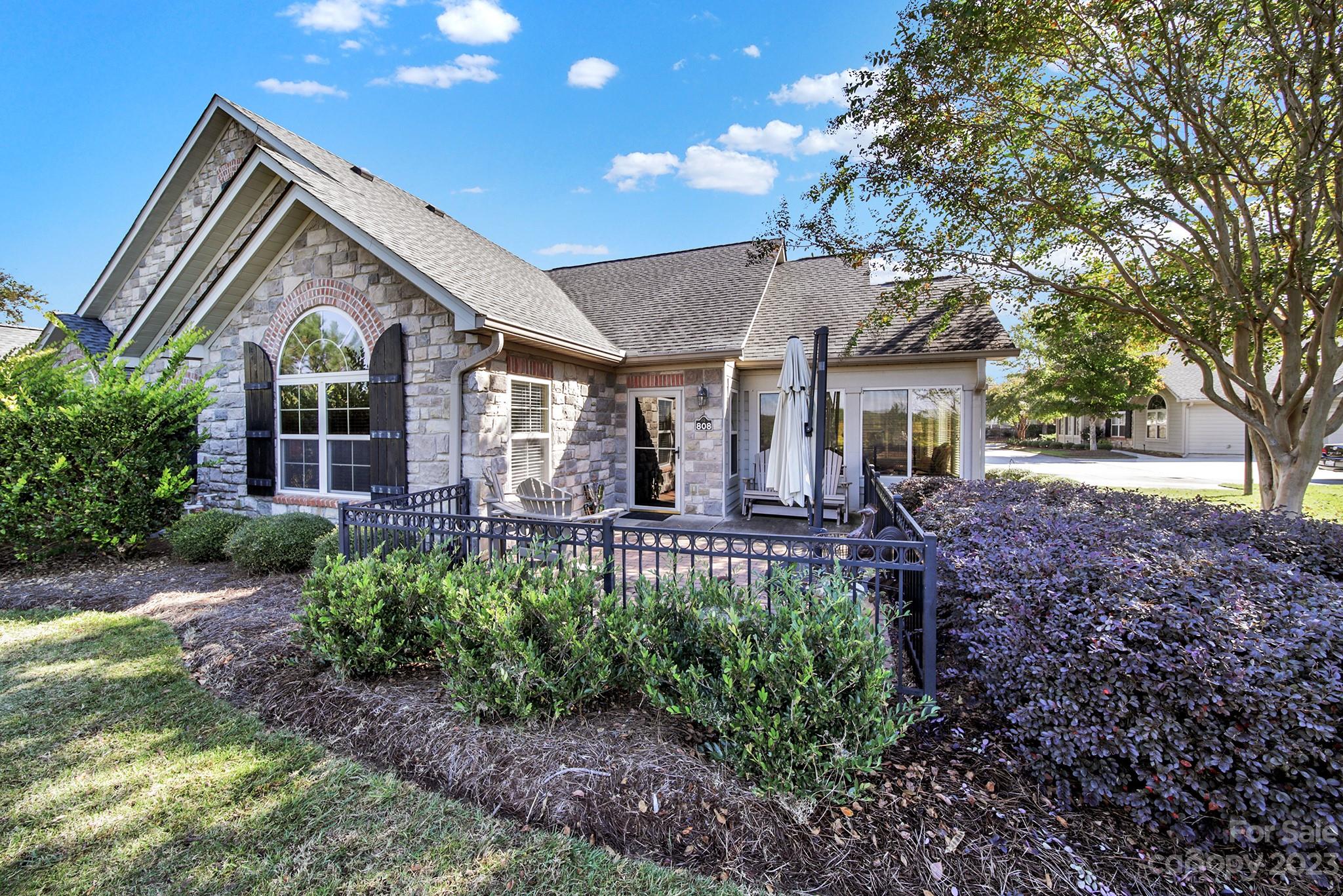 808 Ledgestone Court Tega Cay SC 29708 Car4080604 Cottingham Chalk 808 Ledgestone Court Tega Cay SC 29708 Car4080604 Cottingham Chalk