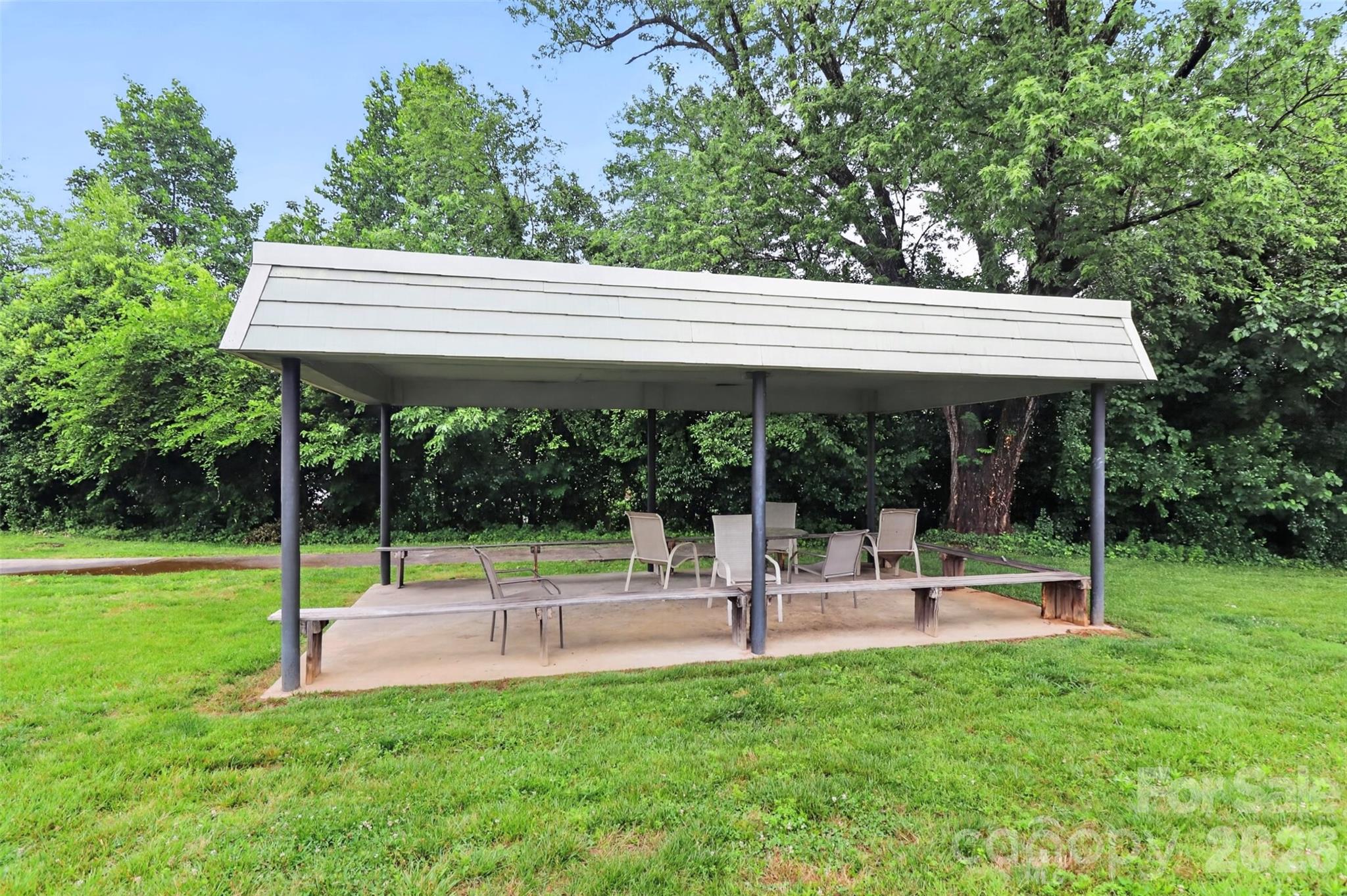 2610 Park Road Charlotte NC 28209
