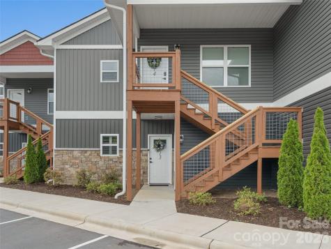 143 Carver Street Brevard NC 28712