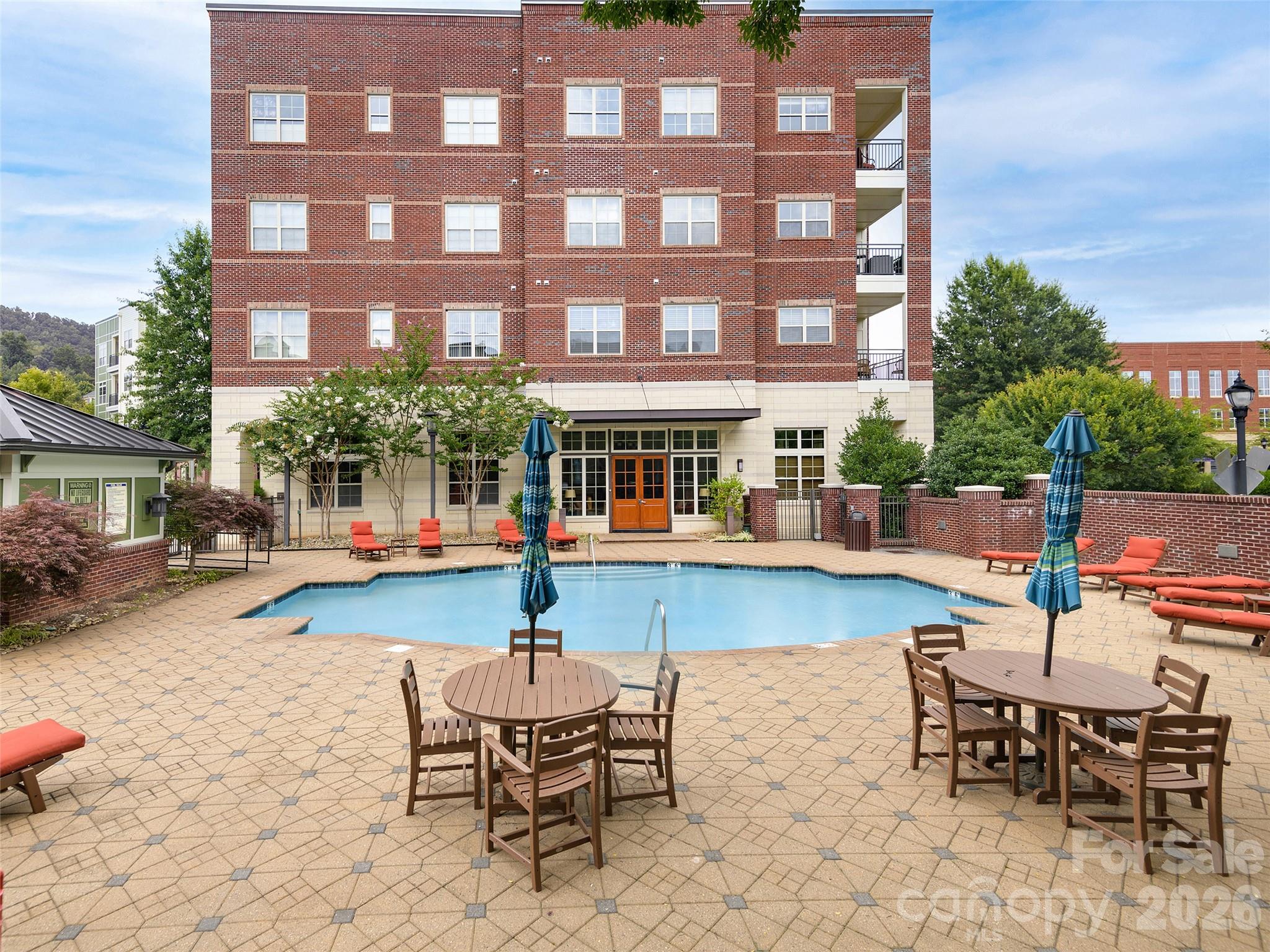 42 Schenck Parkway Asheville NC 28803