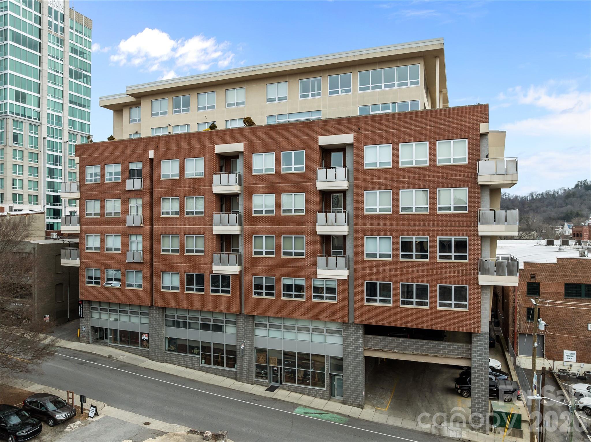 Asheville NC, 12 S Lexington Avenue, Unit 401