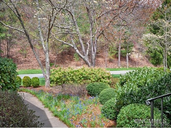 28 Ridgeview Drive Asheville NC 28804