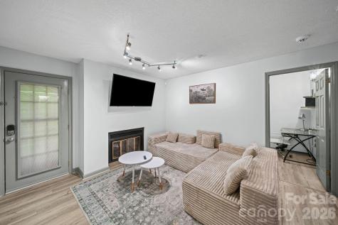 503 Gooseneck Drive Cary NC 27513