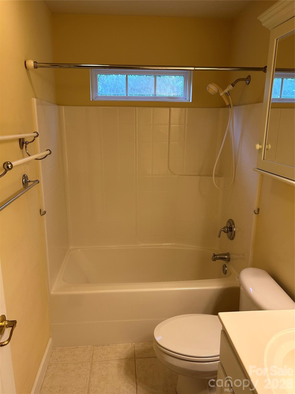 47 Victoria Park Drive Hendersonville NC 28792