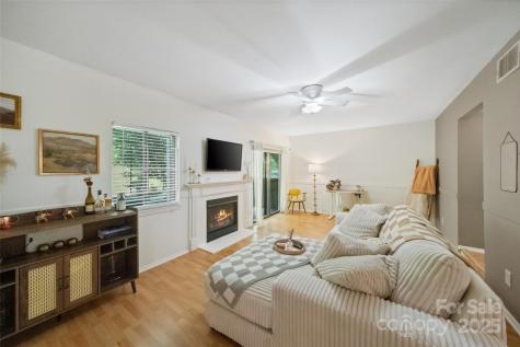 3737 Winding Creek Lane Charlotte NC 28226