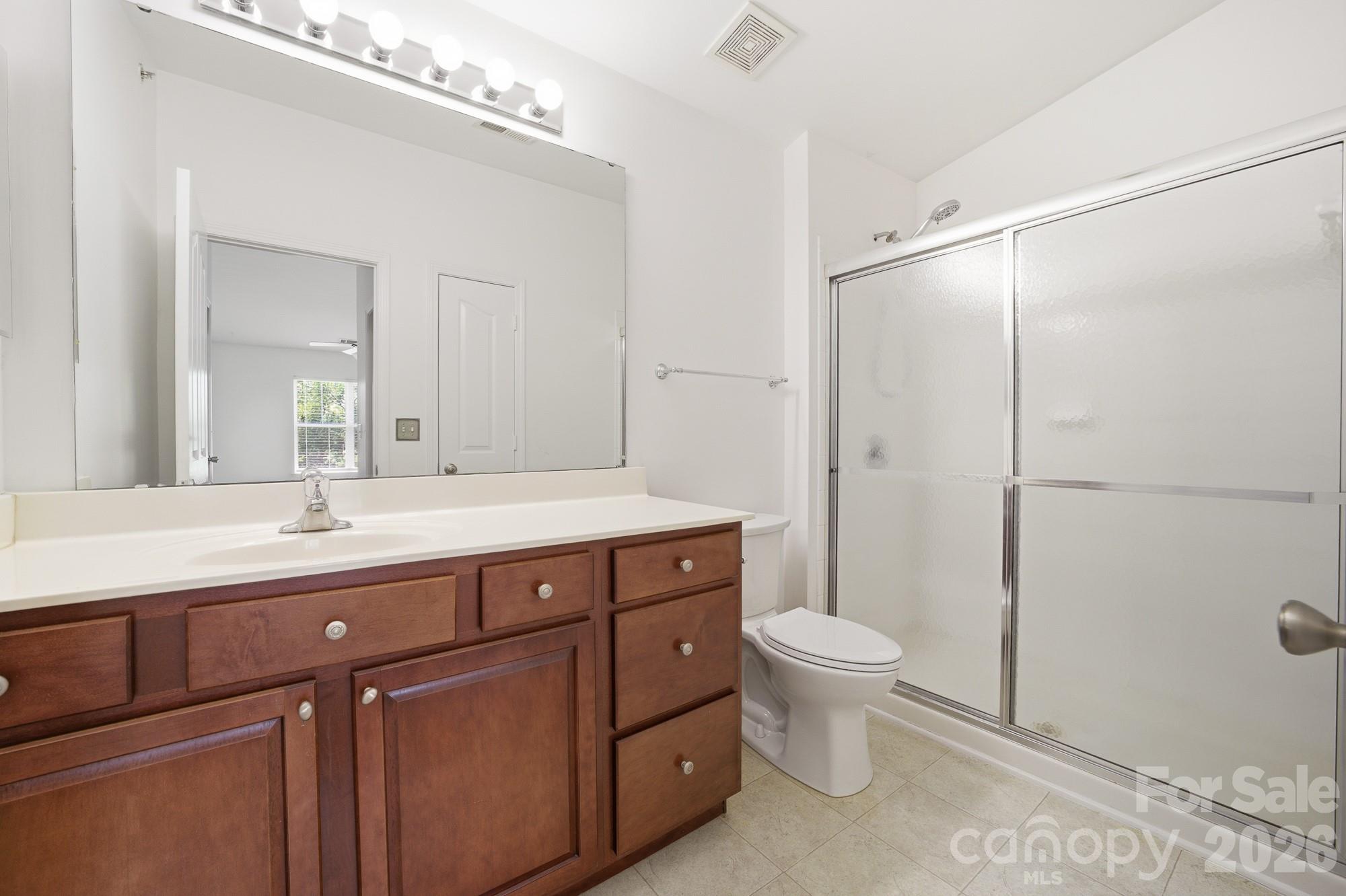 9976 Hyde Glen Court Charlotte NC 28262