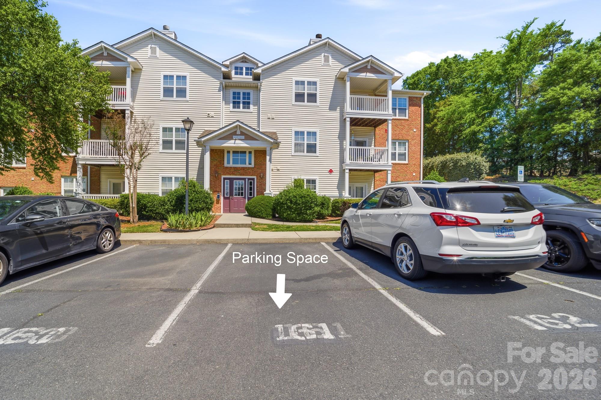 9976 Hyde Glen Court Charlotte NC 28262