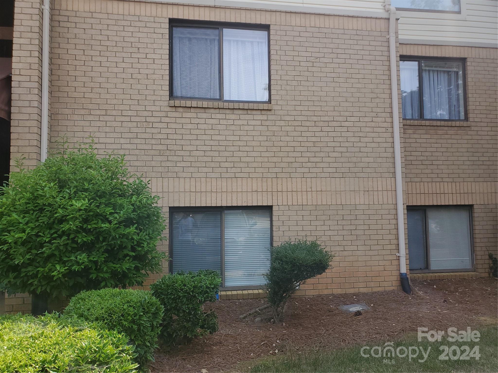 4804 Spring Lake Drive Charlotte NC 28212