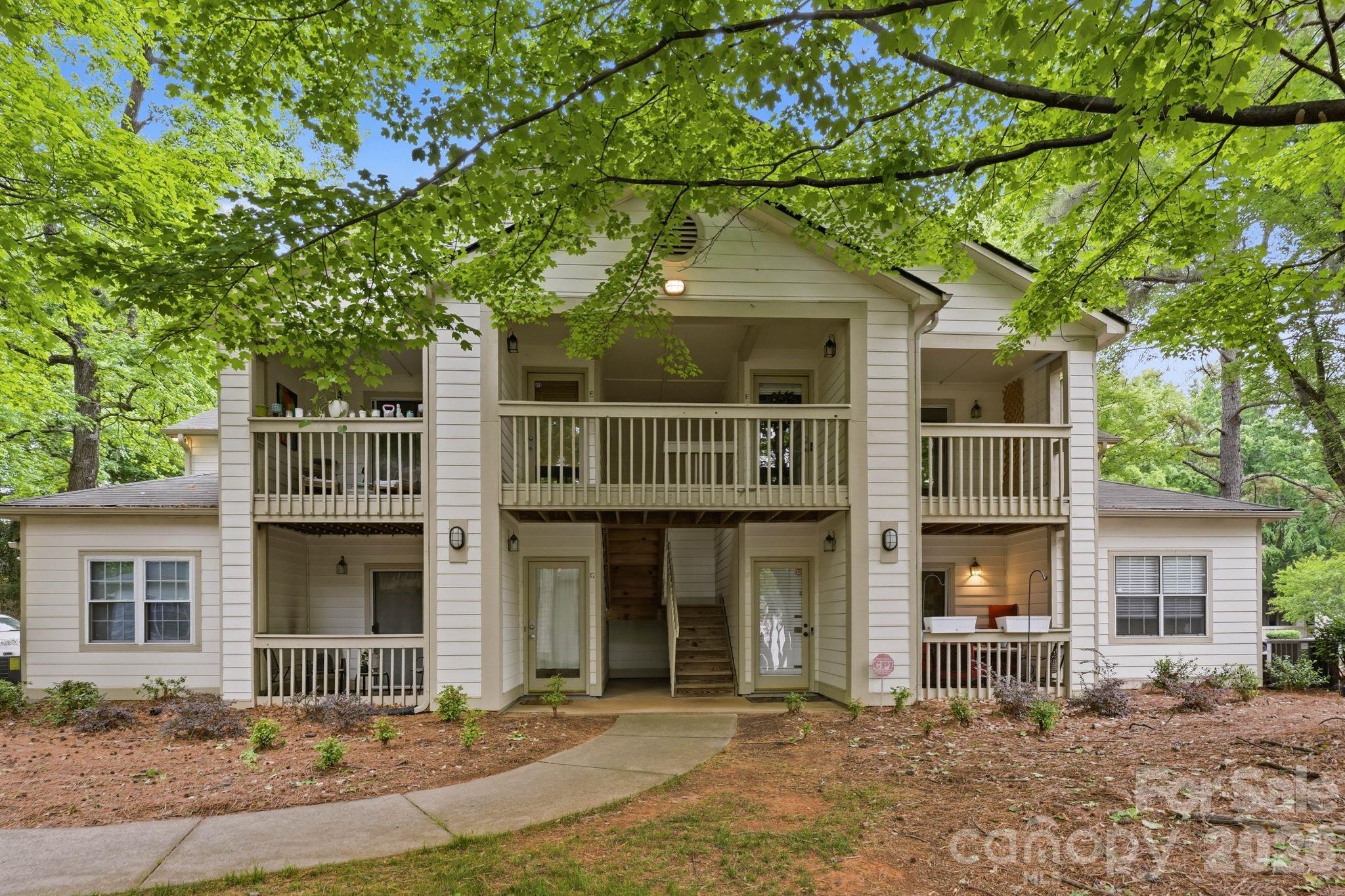 1042 Churchill Downs Court Charlotte NC 28211
