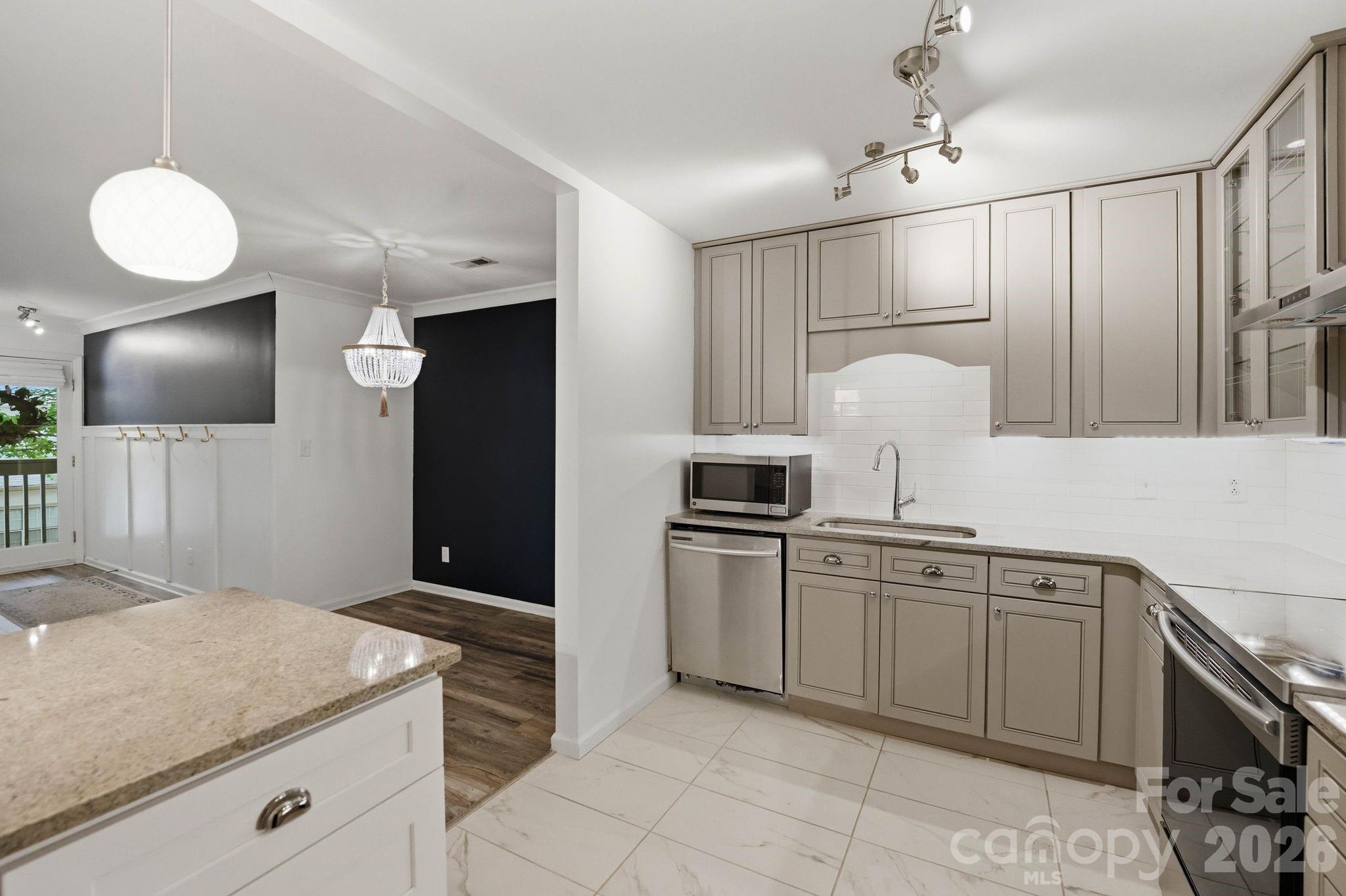 1042 Churchill Downs Court Charlotte NC 28211