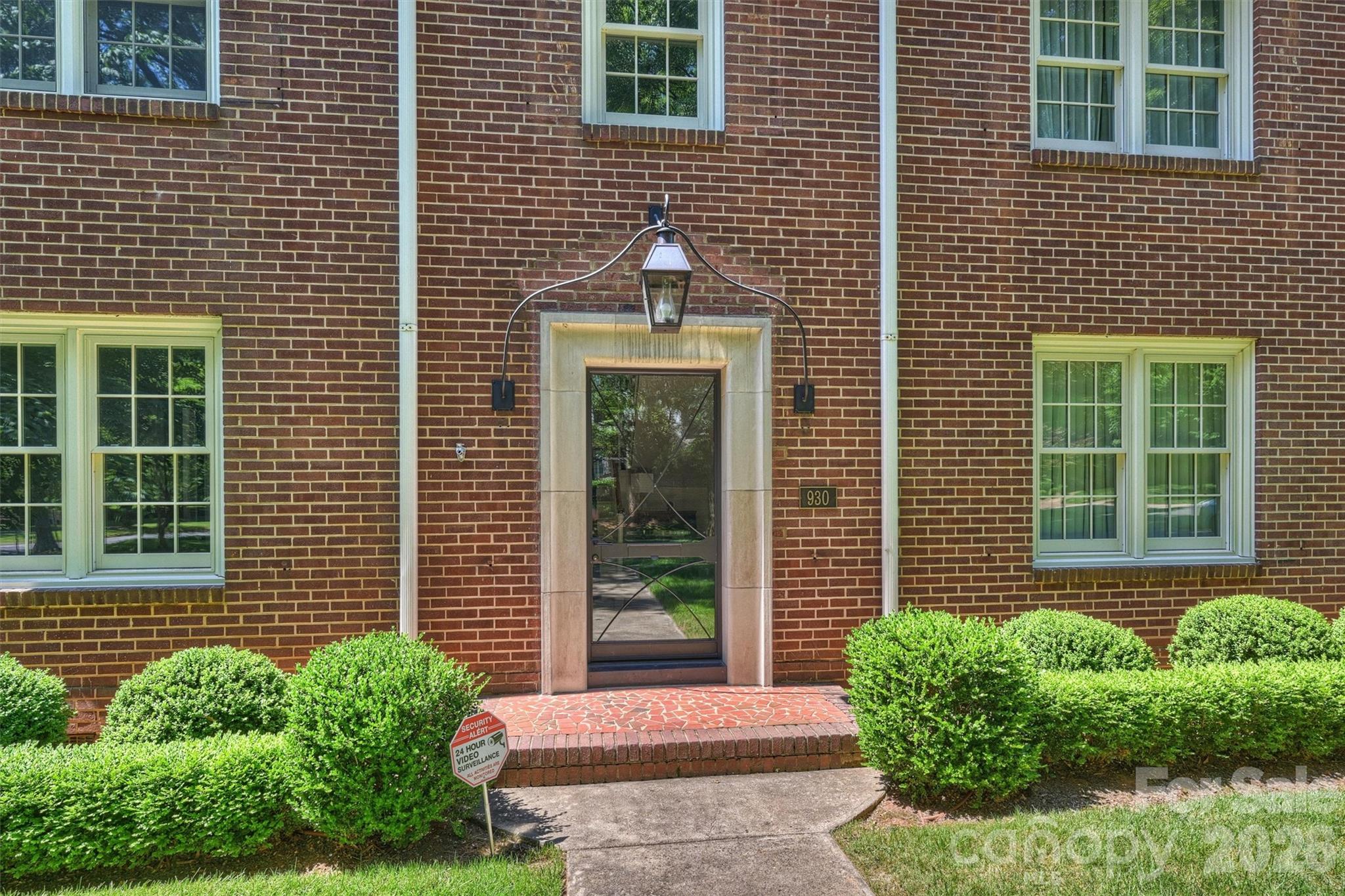 930 Ardsley Road Charlotte NC 28207