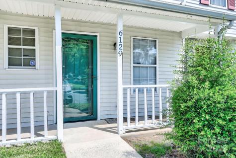 6129 Windsor Gate Lane Charlotte NC 28215