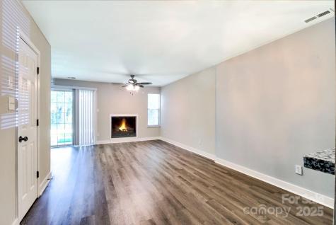 6129 Windsor Gate Lane Charlotte NC 28215