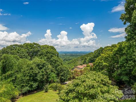 128 Country Ridge Road Hendersonville NC 28739