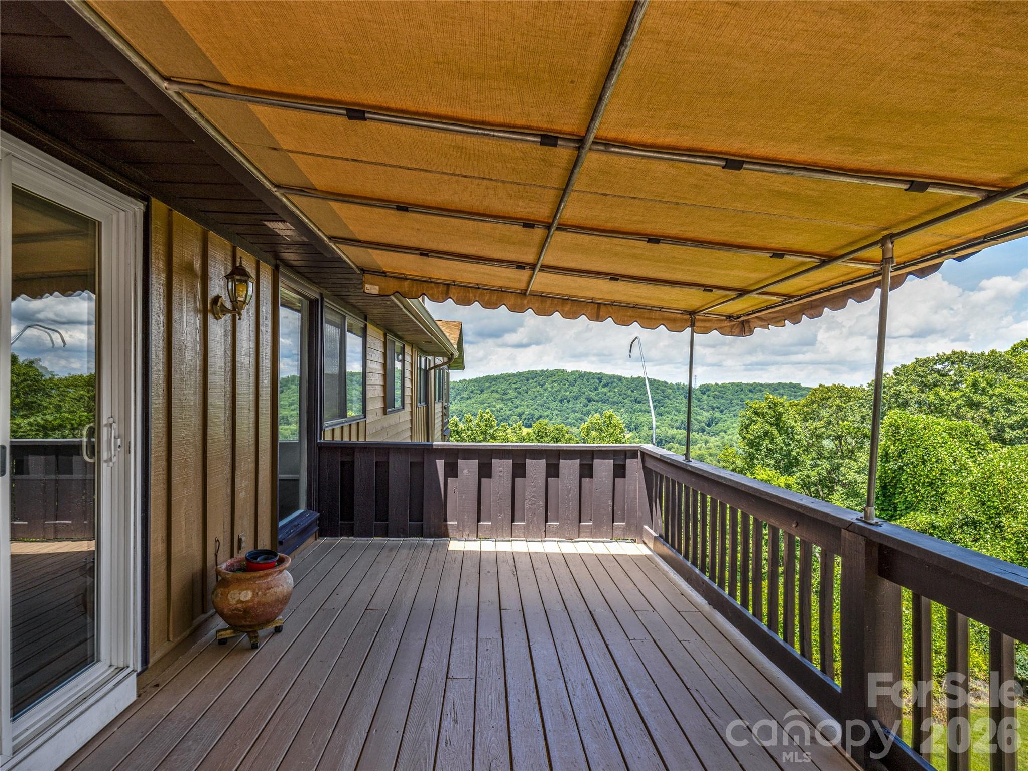 128 Country Ridge Road Hendersonville NC 28739