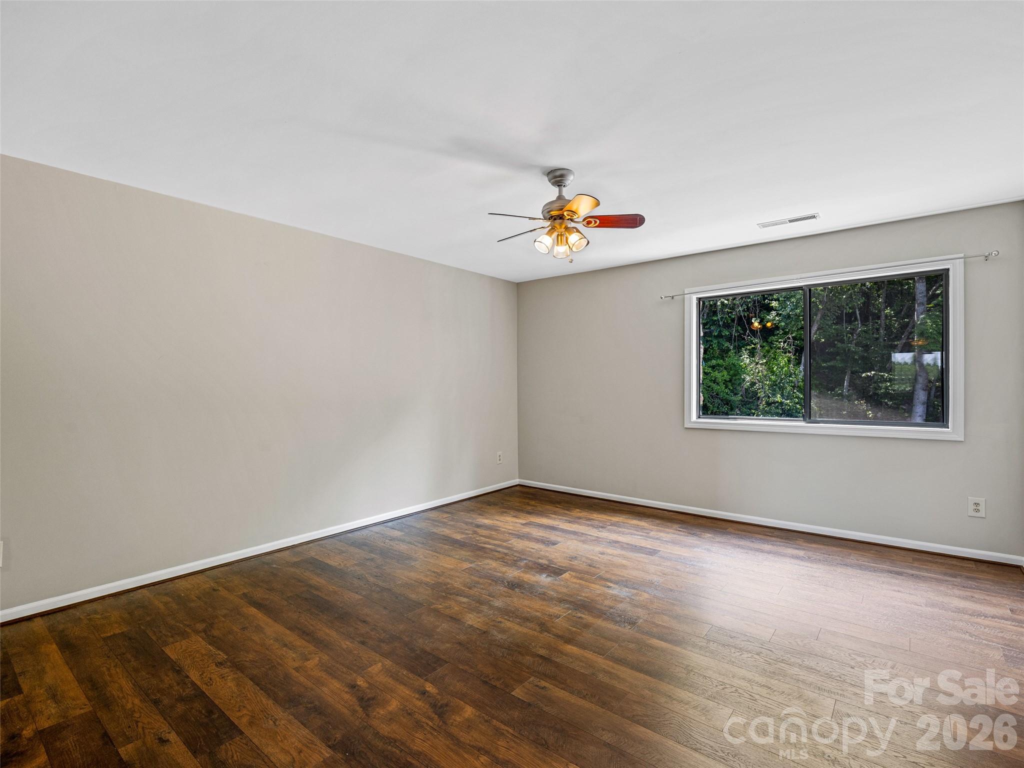 128 Country Ridge Road Hendersonville NC 28739