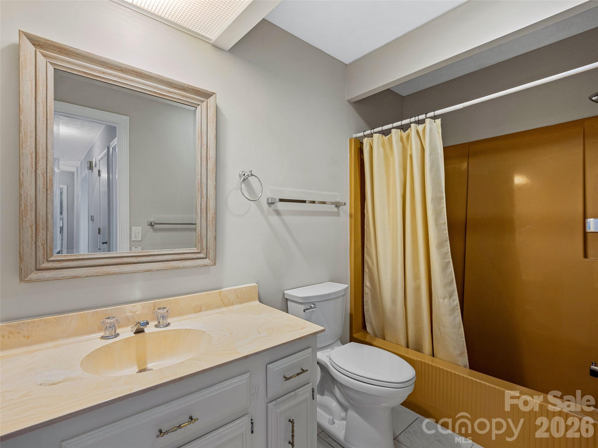 128 Country Ridge Road Hendersonville NC 28739