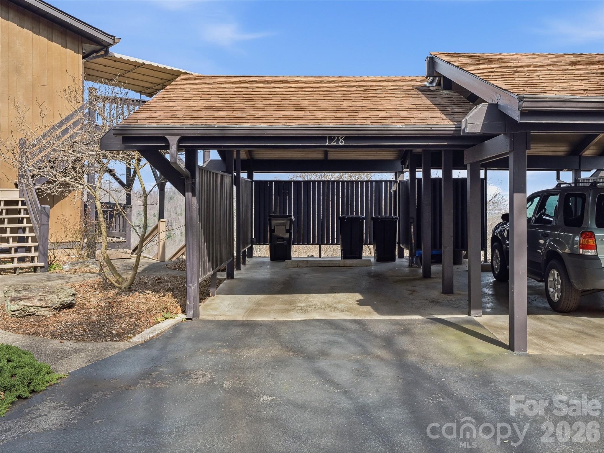 128 Country Ridge Road Hendersonville NC 28739