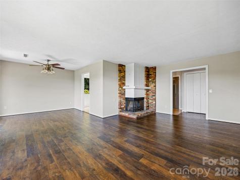 128 Country Ridge Road Hendersonville NC 28739