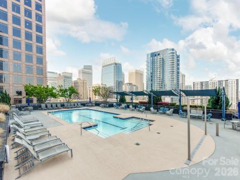 333 W Trade Street Charlotte NC 28202