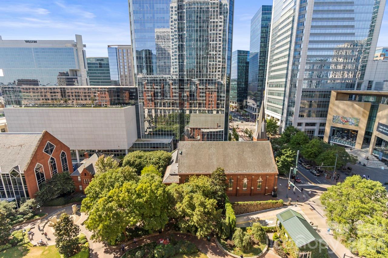 435 S Tryon Street Charlotte NC 28202