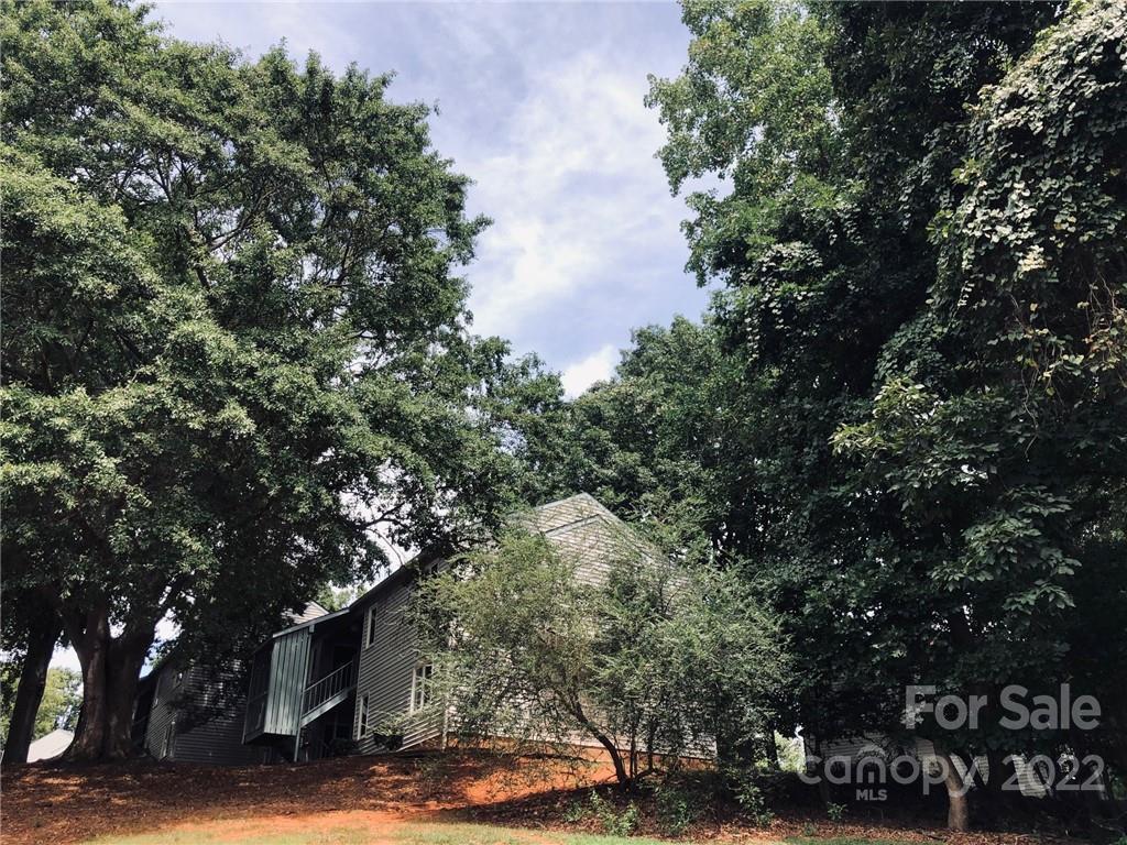 2014 Countrymens Court Charlotte NC 28210