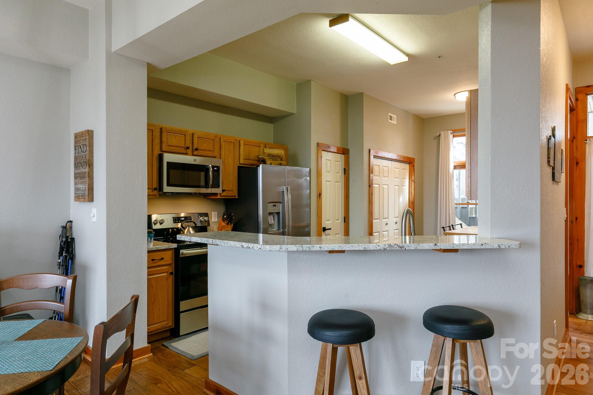10 Stoney Falls Loop Burnsville NC 28714