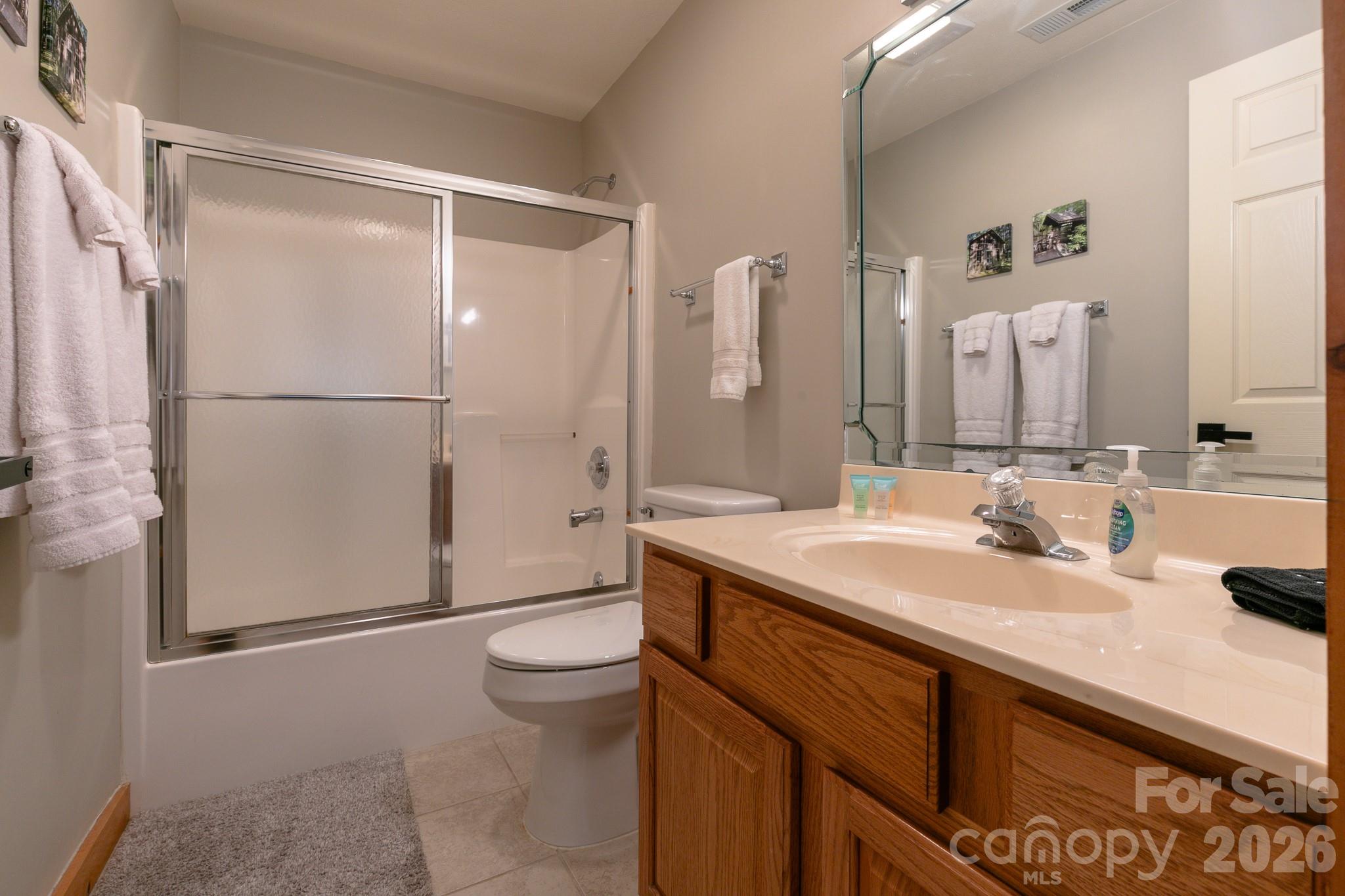 10 Stoney Falls Loop Burnsville NC 28714