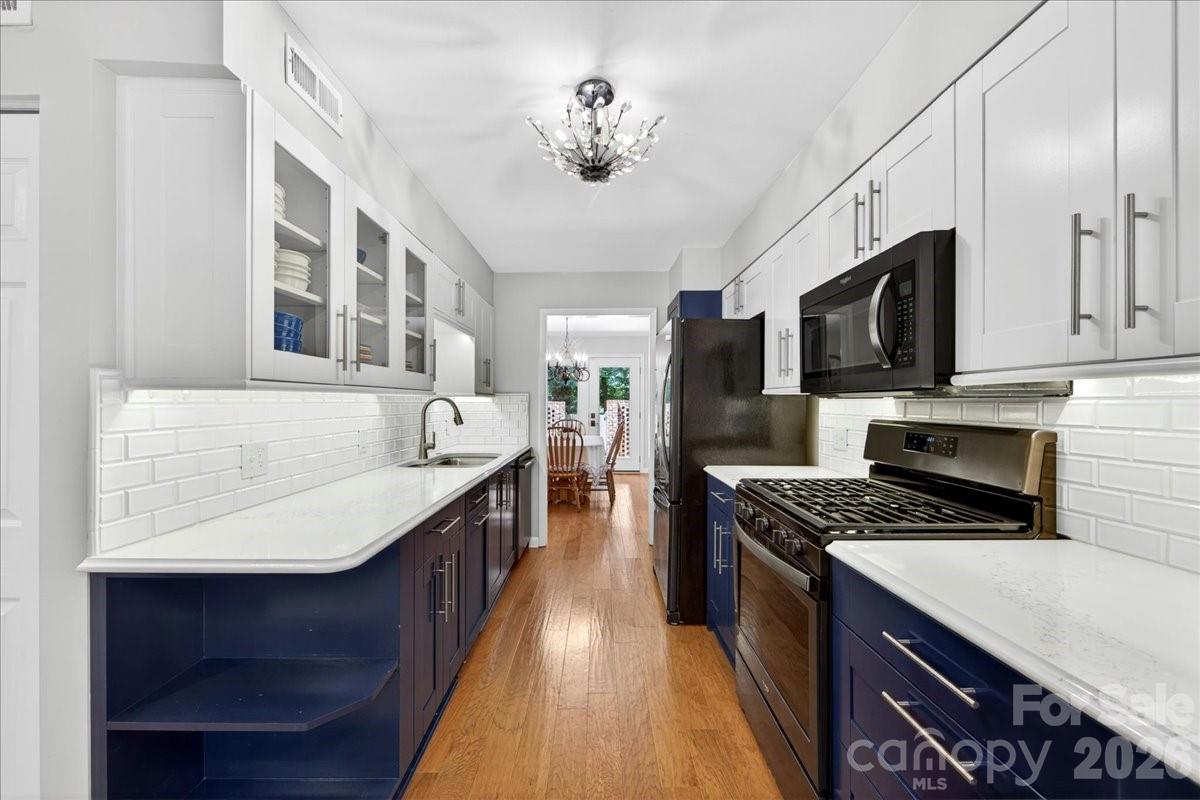 5803 Sharon Road Charlotte NC 28210