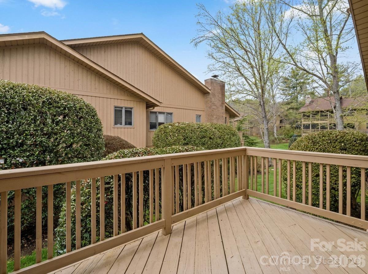 605 Red Oak Drive Hendersonville NC 28791
